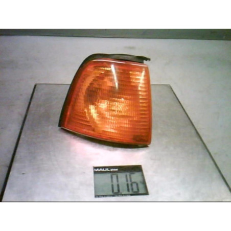 Optique avant secondaire droit (feux)(clignotant) AUDI 80 3 Photo n°1