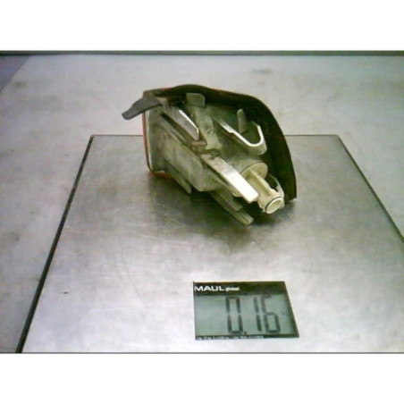Optique avant secondaire droit (feux)(clignotant) AUDI 80 3