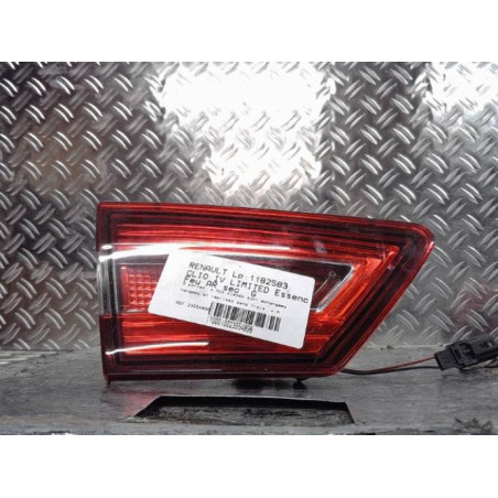 Feu arriere secondaire gauche (feux) RENAULT CLIO 4 Photo n°1