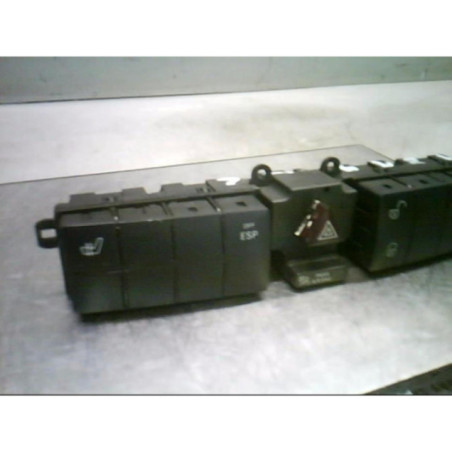 Bouton de warning MERCEDES CLASSE C 203