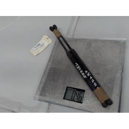 Verin de coffre VOLKSWAGEN SCIROCCO 3