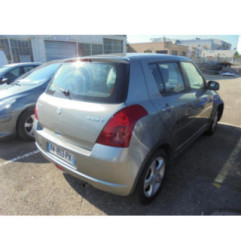 Feu arriere principal gauche (feux) SUZUKI SWIFT 3 Photo n°6