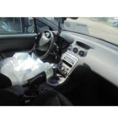 Trappe d'essence PEUGEOT 308 1 SW Photo n°8