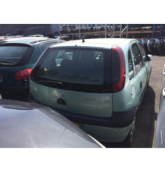 Feu arriere stop central OPEL CORSA C Photo n°3