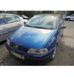 Feu arriere secondaire droit (feux) FIAT PUNTO 1 Photo n°8
