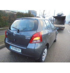 Capot TOYOTA YARIS 2 Photo n°5