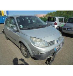 Anti brouillard arriere NISSAN NOTE 1 Photo n°4