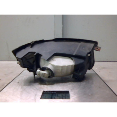 Anti brouillard gauche (feux) TOYOTA AVENSIS VERSO