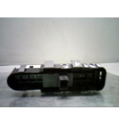 Interrupteur de leve vitre avant droit PEUGEOT 308 1 Photo n°3