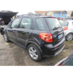 Compresseur clim SUZUKI SX4 1 Photo n°6