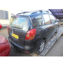 Compteur TOYOTA COROLLA VERSO 1 Photo n°7