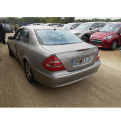 Traverse superieure MERCEDES CLASSE E 211 Photo n°8