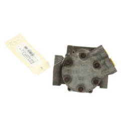 Compresseur clim RENAULT CLIO 2 Photo n°5