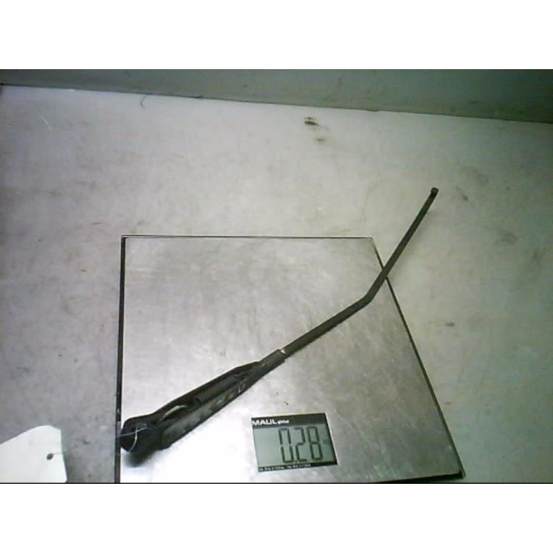 Bras essuie glace arriere RENAULT R19