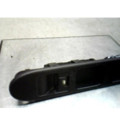 Interrupteur de leve vitre avant droit PEUGEOT 307