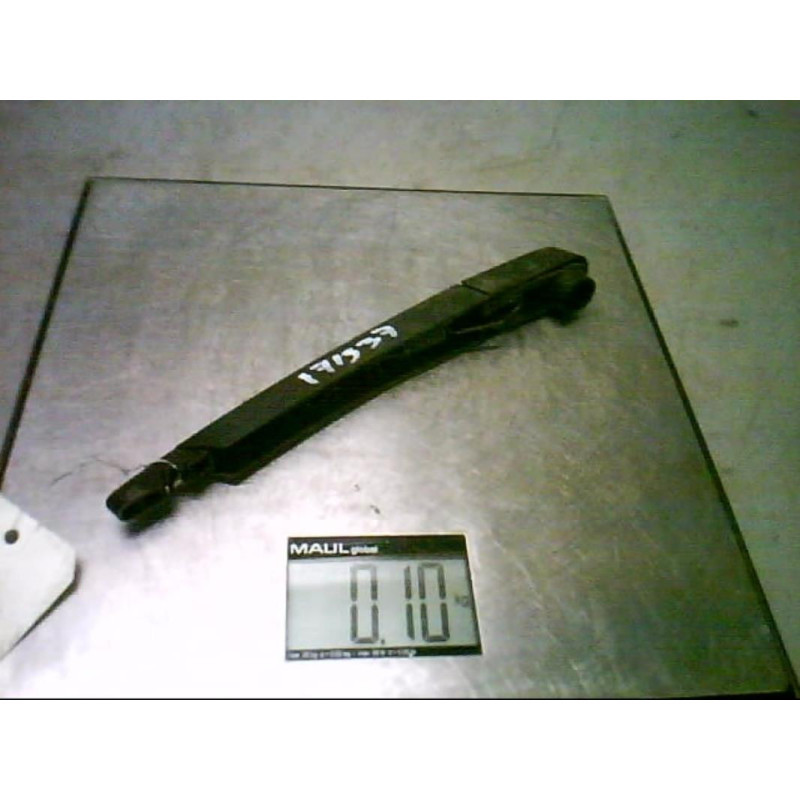 Bras essuie glace arriere PEUGEOT 2008 1