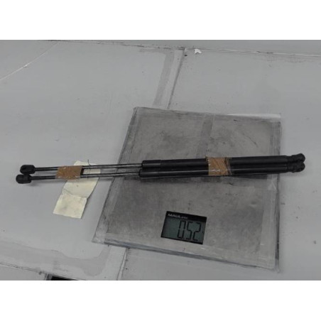 Verin de coffre MAZDA 3 1