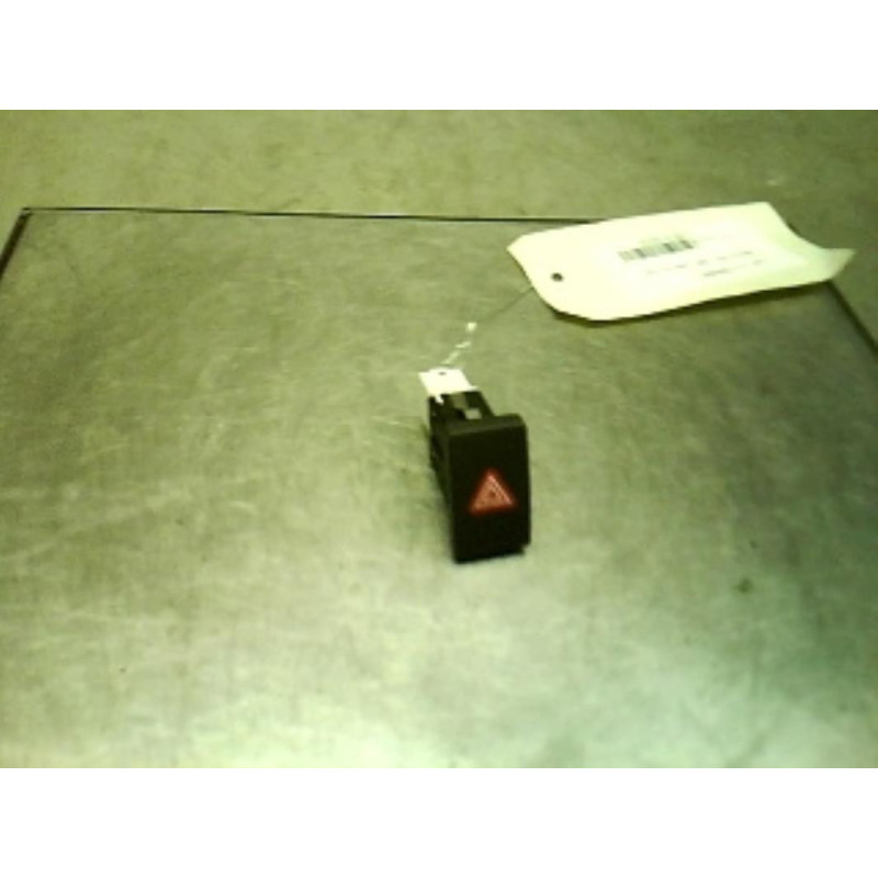 Bouton de warning VOLKSWAGEN GOLF 6