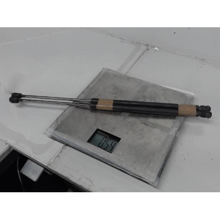 Verin de coffre HONDA CIVIC 7 Photo n°1