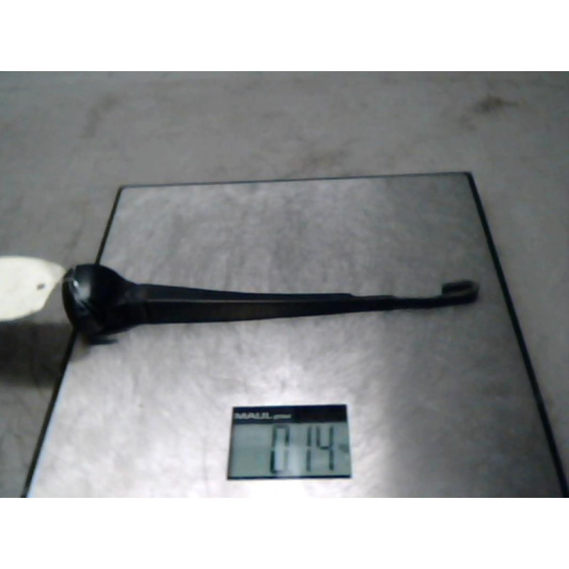 Bras essuie glace arriere VOLKSWAGEN GOLF 4