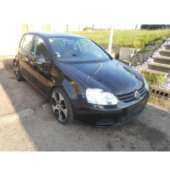 Feu arriere secondaire gauche (feux) VOLKSWAGEN GOLF 5 Photo n°4