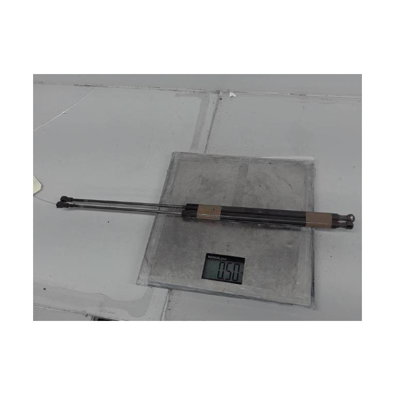 Verin de coffre LANCIA Y10 2