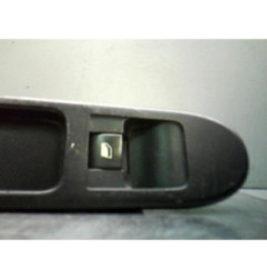 Interrupteur de leve vitre avant droit PEUGEOT 307