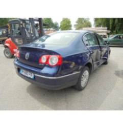 Verin de capot VOLKSWAGEN PASSAT 5 Photo n°4