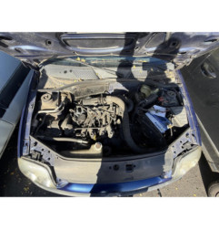Calandre RENAULT CLIO 2 Photo n°2