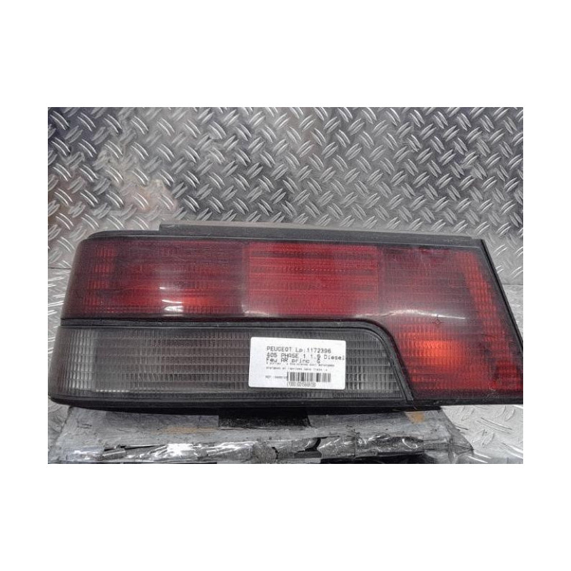 Feu arriere principal gauche (feux) PEUGEOT 405