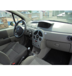 Bouton de warning RENAULT MODUS Photo n°7