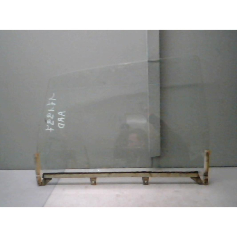 Vitre arriere droit CITROEN DS