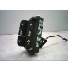 Commande autoradio SUZUKI LIANA Photo n°1