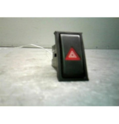 Bouton de warning SUZUKI LIANA Photo n°1