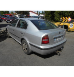 Feu arriere principal gauche (feux) SKODA OCTAVIA 1 Photo n°4