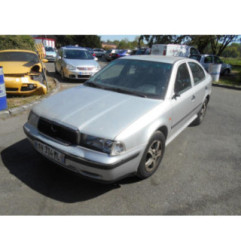 Feu arriere principal gauche (feux) SKODA OCTAVIA 1 Photo n°5