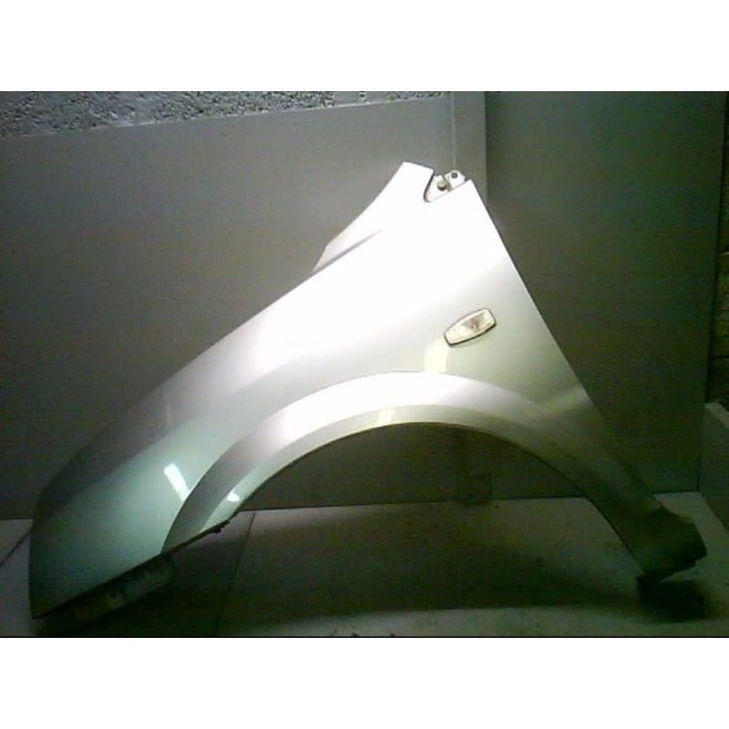 Aile avant gauche KIA CARENS 2