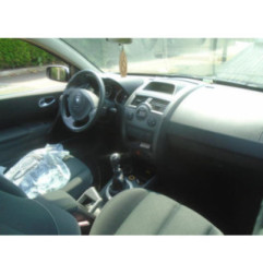 Anti brouillard droit (feux) RENAULT MEGANE 2 Photo n°7