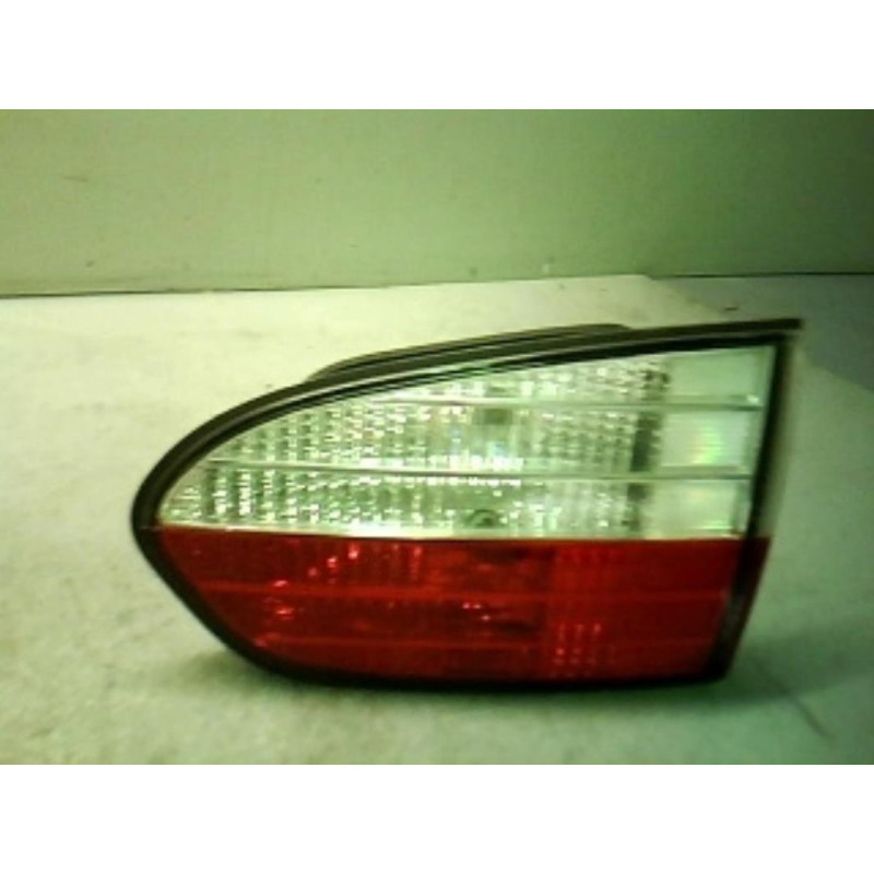 Feu arriere secondaire droit (feux) HYUNDAI SATELLITE 1