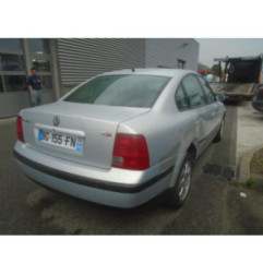 Aile avant droit VOLKSWAGEN PASSAT 4 Photo n°7